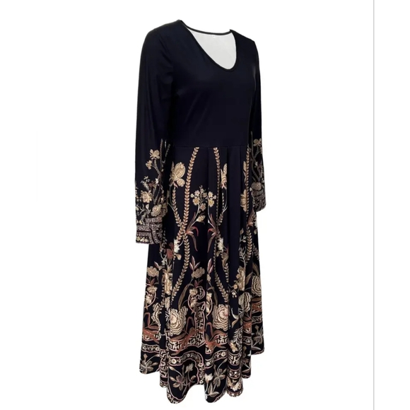 Beautiful Floral Dress - Picture 2 of 3